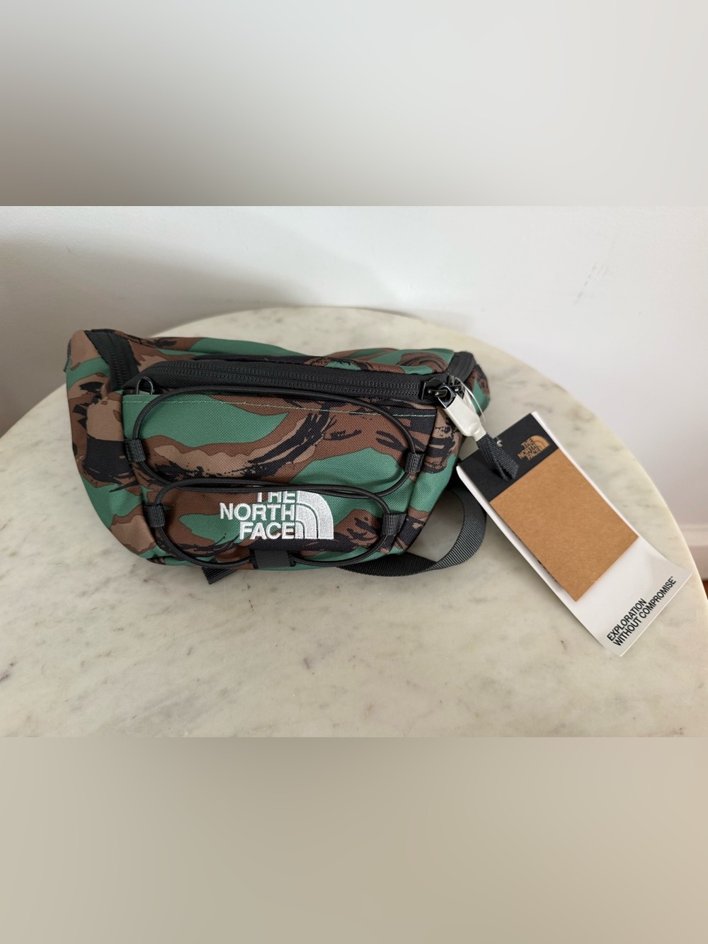 NWT!!! The North Face Camouflage Waist Fanny Pouch Body Sling Bag Shoulder Bag